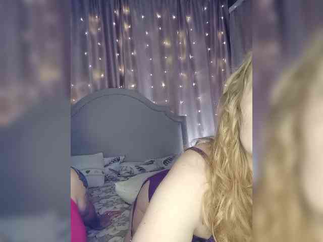 Her-Girl webcam
