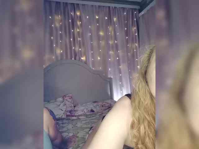 Her-Girl webcam