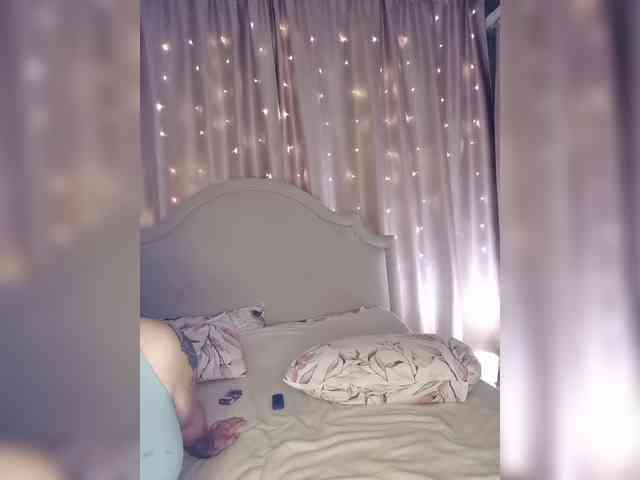 Her-Girl webcam