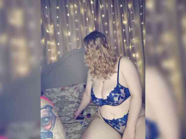 Her-Girl webcam