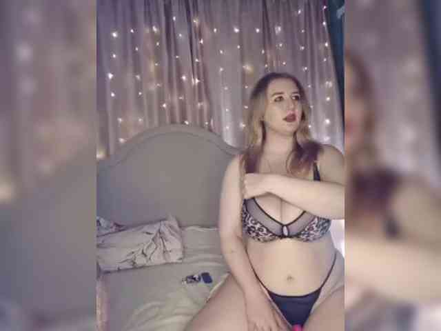 Her-Girl webcam