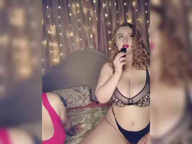 Her-Girl webcam