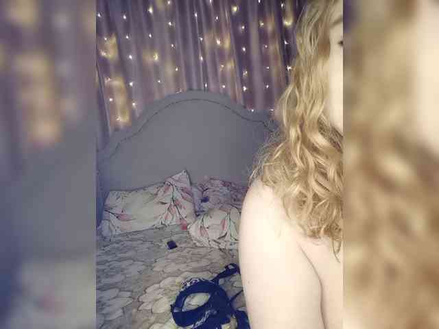 Her-Girl webcam
