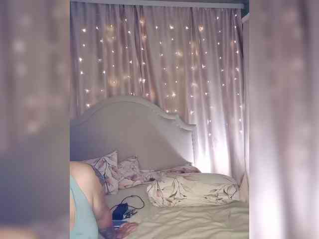 Her-Girl webcam