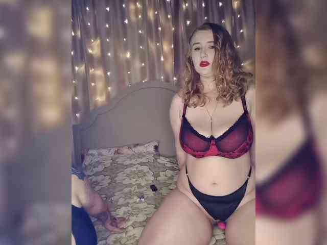 Her-Girl webcam
