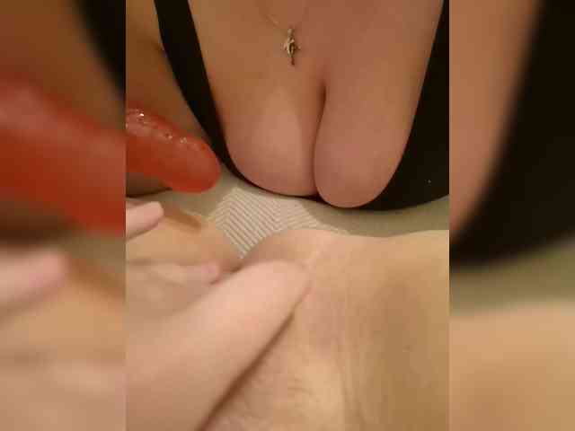Her-Girl webcam