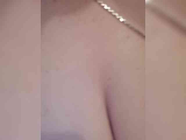 Her-Girl webcam