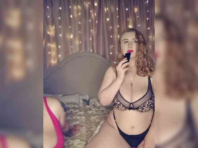 Her-Girl webcam