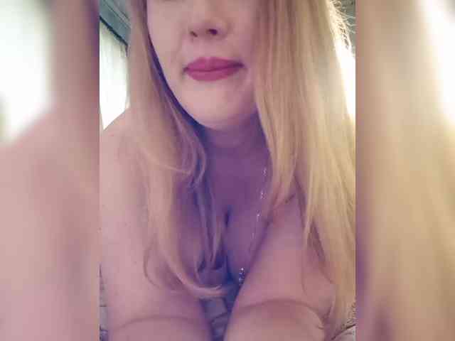 Her-Girl webcam