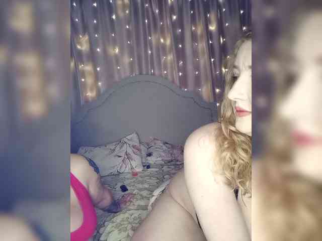 Her-Girl webcam