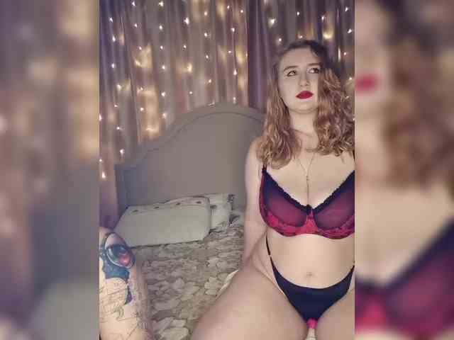Her-Girl webcam