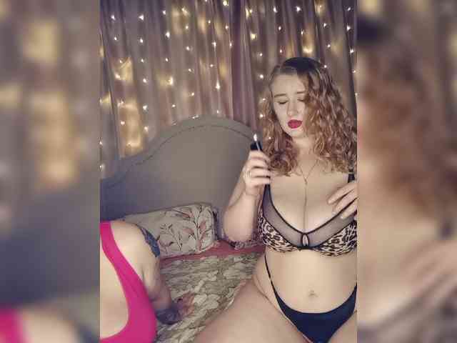Her-Girl webcam