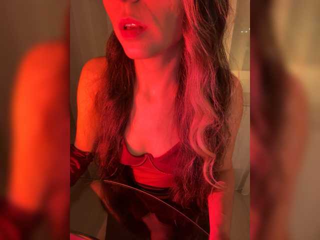 MalixaDool1 live cam on BongaCams