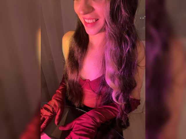 MalixaDool1 live cam on BongaCams
