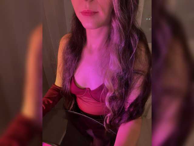 MalixaDool1 live cam on BongaCams