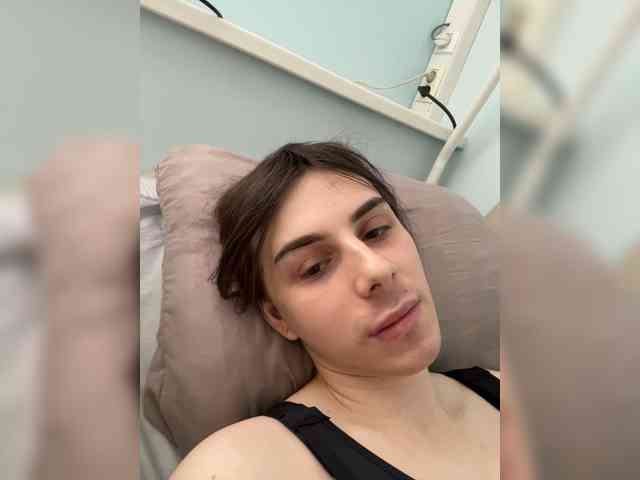 EvgeniyQWE55a Sex Cam Show