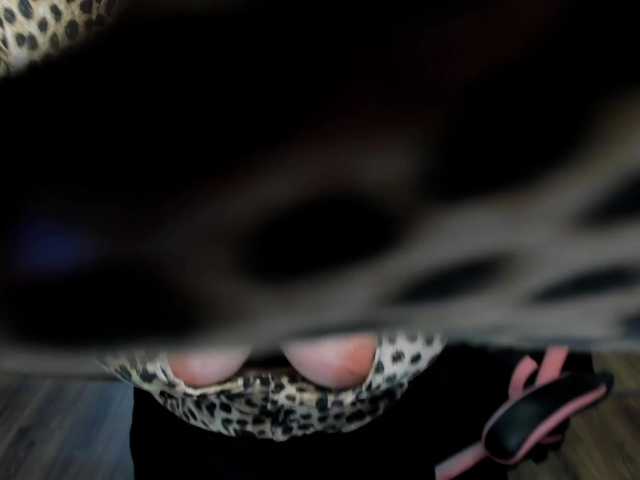 ElissaVibe live cam on BongaCams