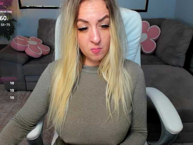 ElissaVibe live cam