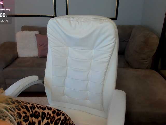 ElissaVibe live cam preview