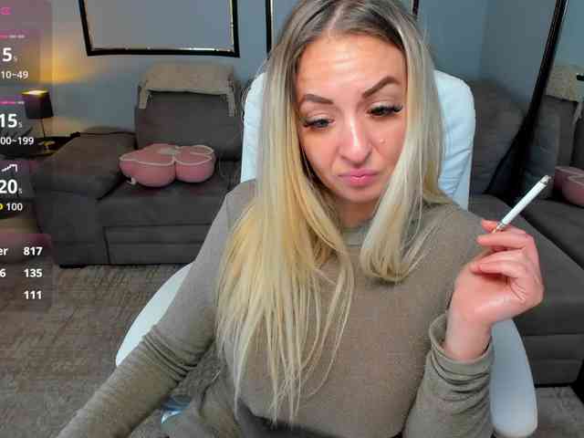 ElissaVibe webcam