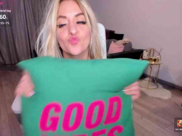 ElissaVibe webcam