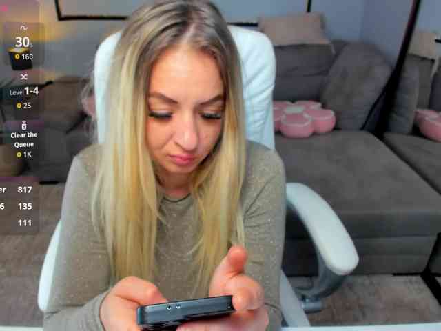 ElissaVibe webcam