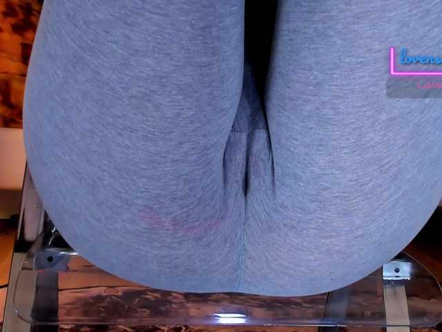 Kira-Kell live cam on BongaCams