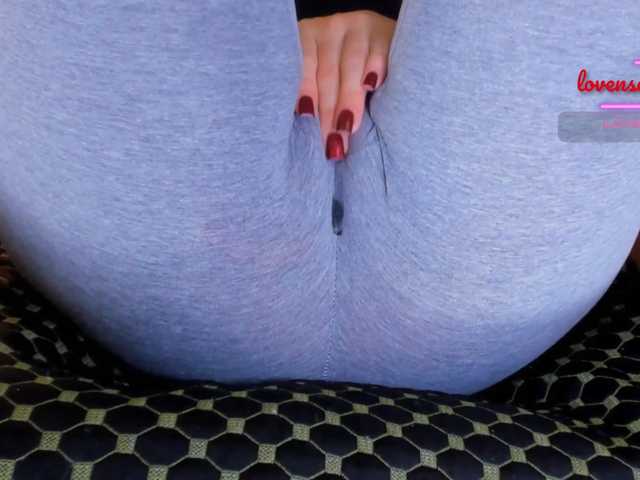 Kira-Kell live cam on BongaCams