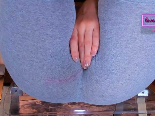 Kira-Kell live webcam show