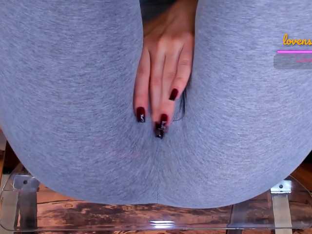Kira-Kell live cam on BongaCams