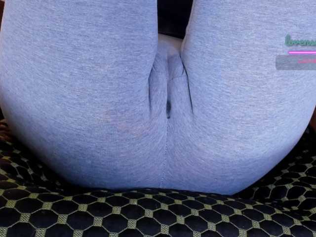 Kira-Kell live cam on BongaCams