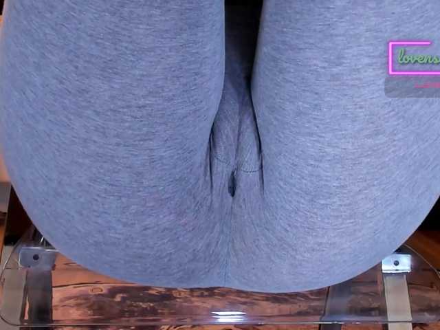 Kira-Kell live cam on BongaCams