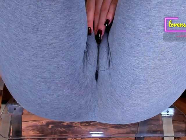 Kira-Kell live cam on BongaCams