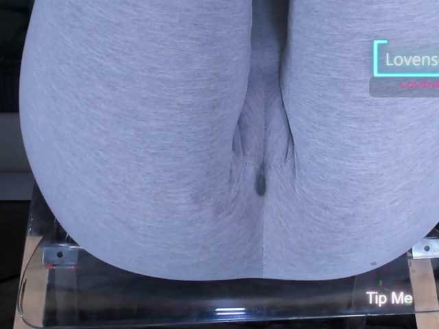 Kira-Kell live cam on BongaCams