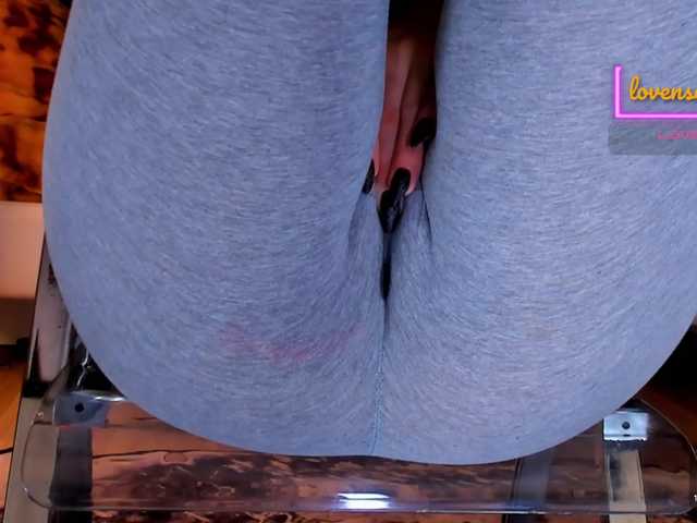 Kira-Kell live cam on BongaCams