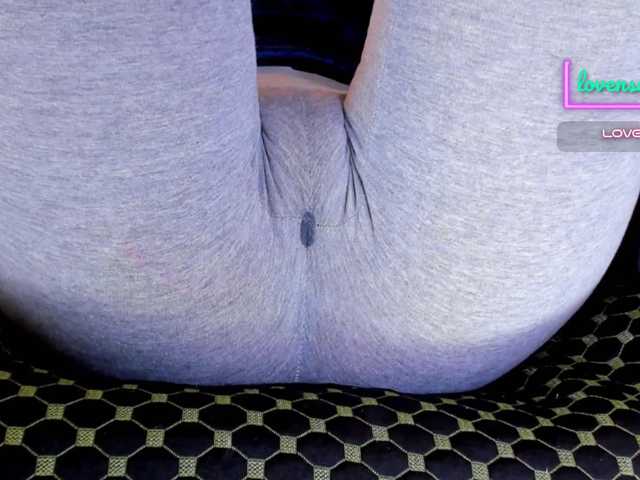 Kira-Kell live cam on BongaCams