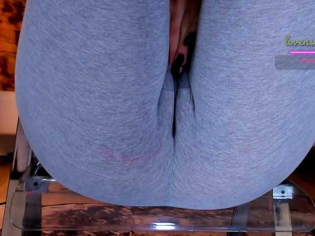 Kira-Kell live cam on BongaCams