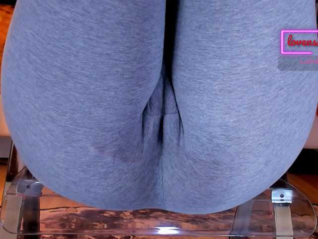 Kira-Kell live cam on BongaCams