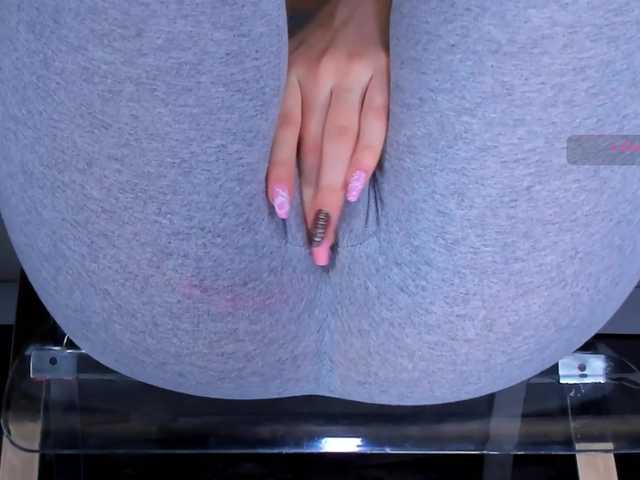 Kira-Kell live cam