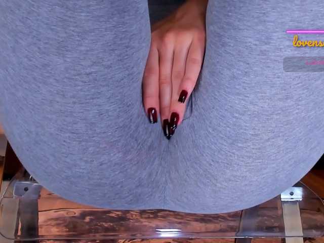 Kira-Kell live cam on BongaCams