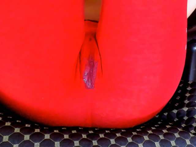 Kira-Kell live cam on BongaCams