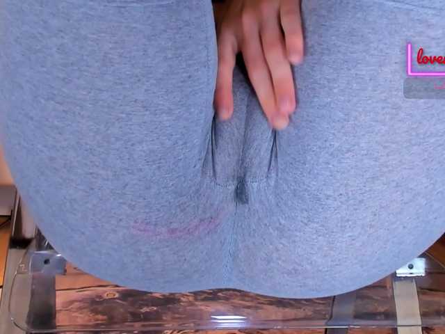 Kira-Kell live cam on BongaCams