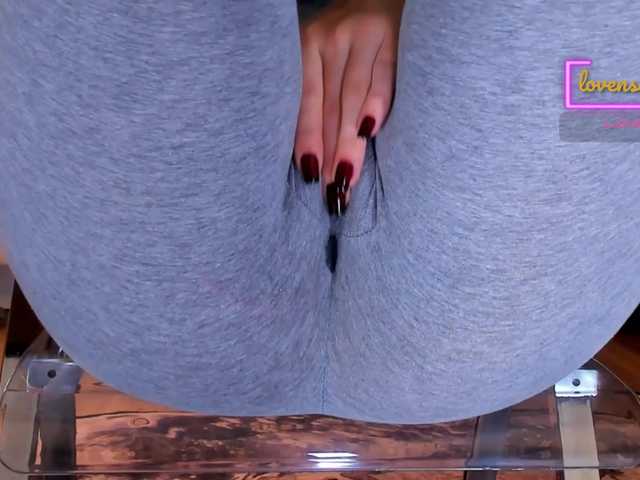 Kira-Kell live cam on BongaCams