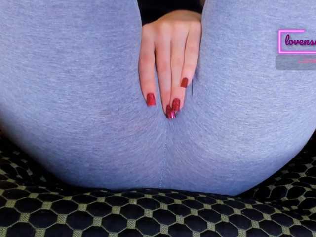 Kira-Kell live cam on BongaCams