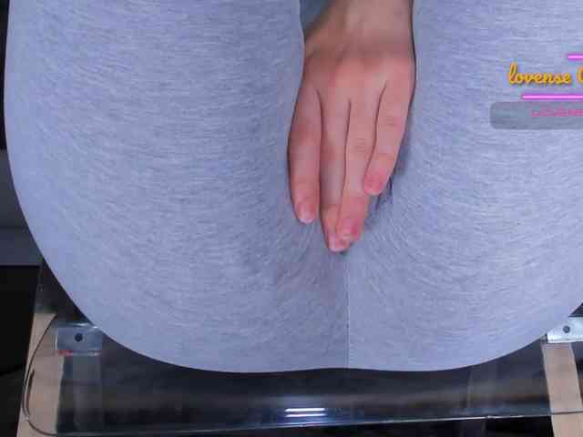 Kira-Kell Sex Cam Show