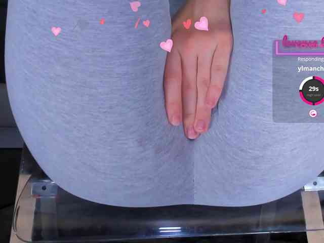 Kira-Kell Sex Cam Show