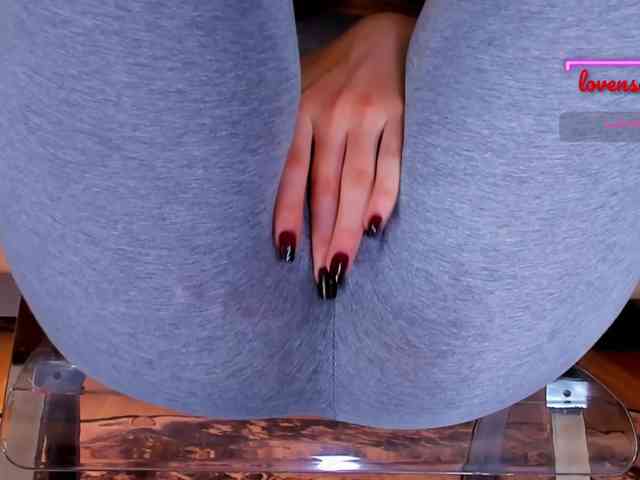 Kira-Kell Live Webcam on BongaCams
