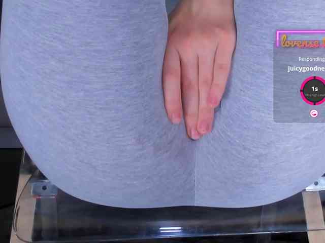 Kira-Kell Sex Cam Show
