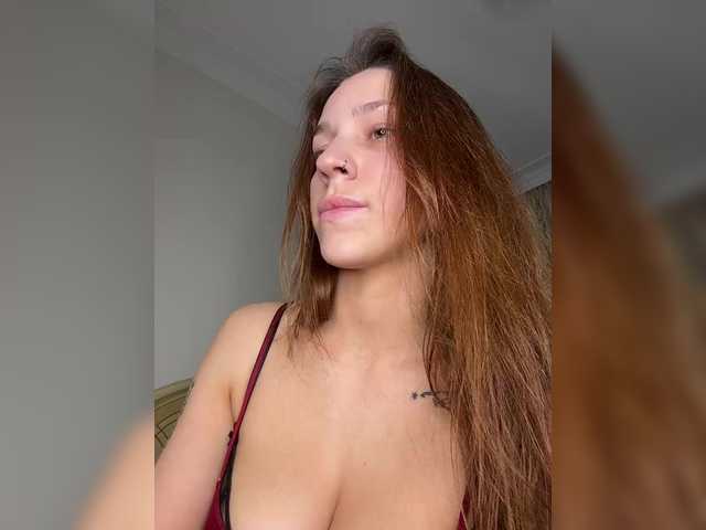 avolood live webcam show