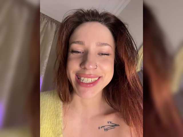 avolood's BongaCams profile